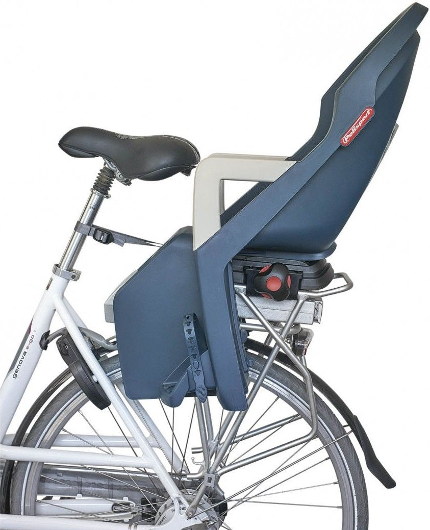 Polisportkindersitz hinter Guppy Maxi+ mit CFS -Sahne (Carrier Confirmation)