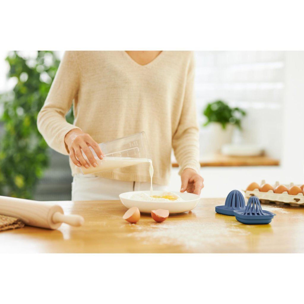 Rotho Shaker mit Press 1 l Loft Horizon Blue