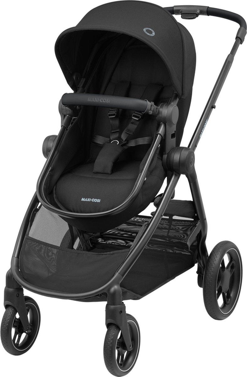 Maxi-Cosi Zelia³ Kinderwagen – Essential Black (schwarzer Rahmen + schwarzes Leder)