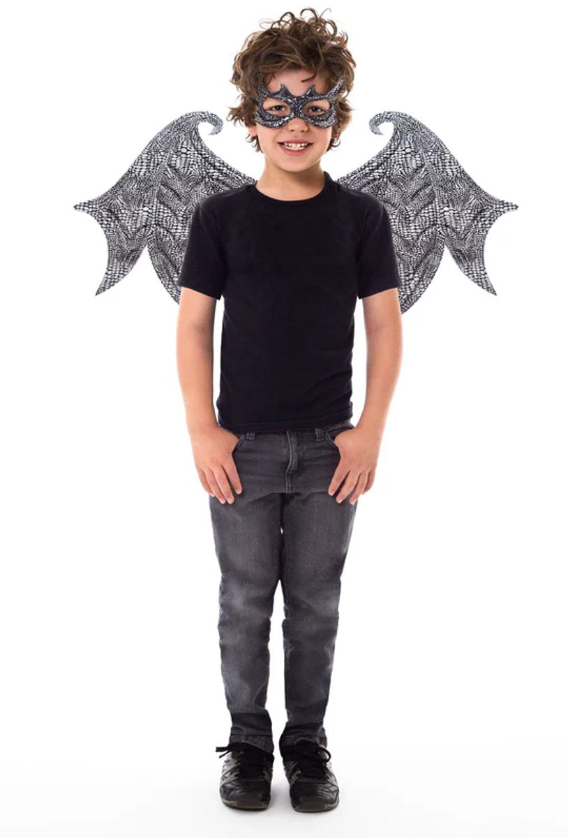 Kleine Abenteuer – schwarzer Drache – Flügelmasken-Set