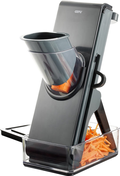 Gefu Stando Mandoline – Gemüseschneider mit Auffangschale – verstellbarer Scheiben- und Julienne-Schneider – sicheres Schneiden – Edelstahl-Schneidklingen