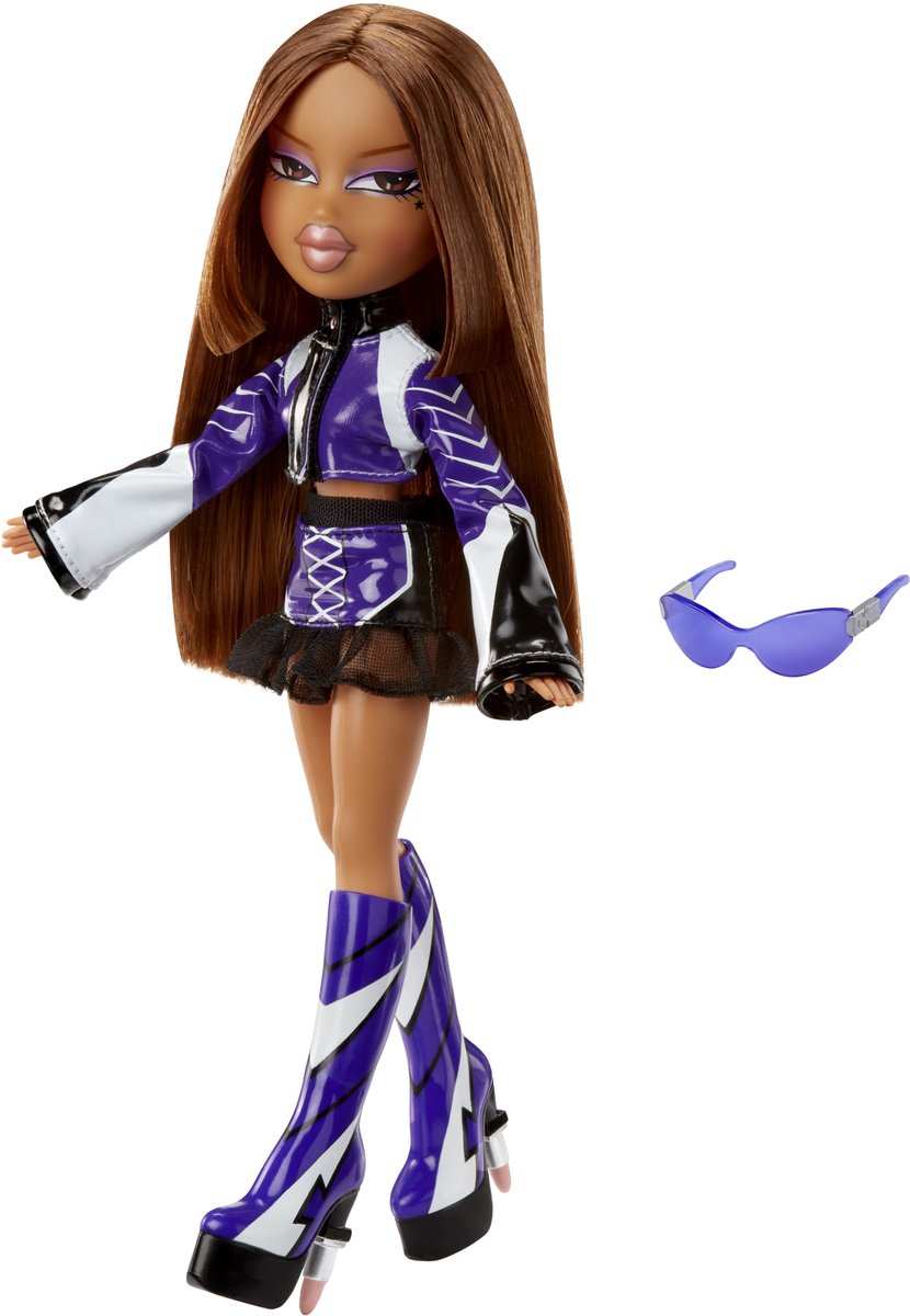 Mga Entertainment Bratz Scorchin' Fashion Doll – Yasmin