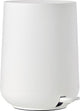 Zone Denmark Nova Treteimer – Abfalleimer Badezimmer Soft Close – Kleiner Abfalleimer – Toiletten-Badezimmer-Zubehör – Kunststoff – 5 Liter – 29 x 23 cm – Weiß