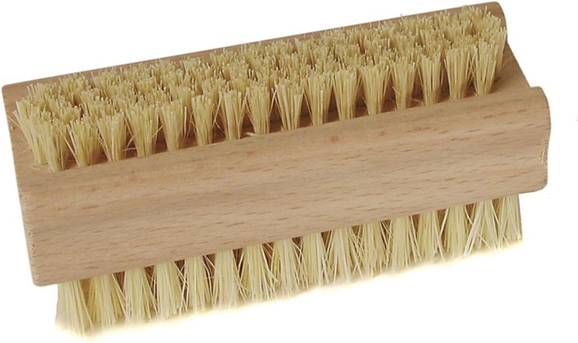 Nagelbürste aus Holz