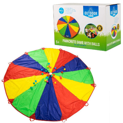Outdoor -Spielen im Freien mit Bällen im Freien spielen