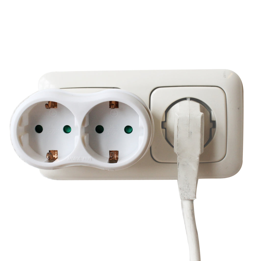 Scanpart zwei -Way -Stecker mit geerdetem Weiß