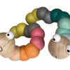 Wackeliger Holzwurm. Pastellfarbe. 3+