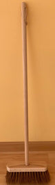 Straßenbesen für Kinder aus Kokoshaar. 80 cm. 3+