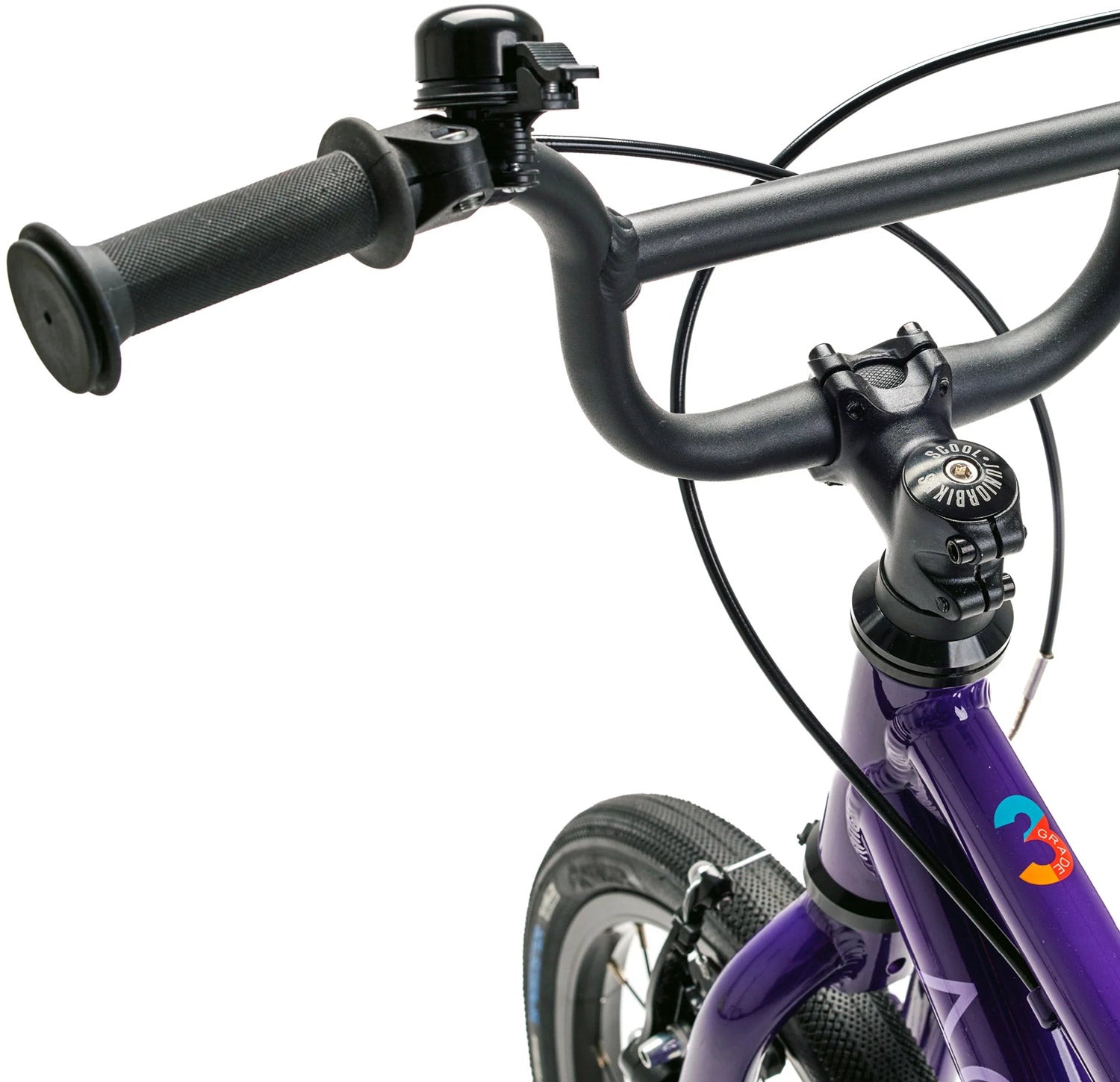 Academy-Kinderfahrrad mit Gurt der 3. Klasse