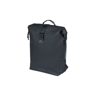 Basil SoHo Nordlicht Fahrradrucksack - schwarzer moderner Rucksack mit LED-Licht für Damen Herren Elektrofahrrad - wasserdicht - 17L - schwarz