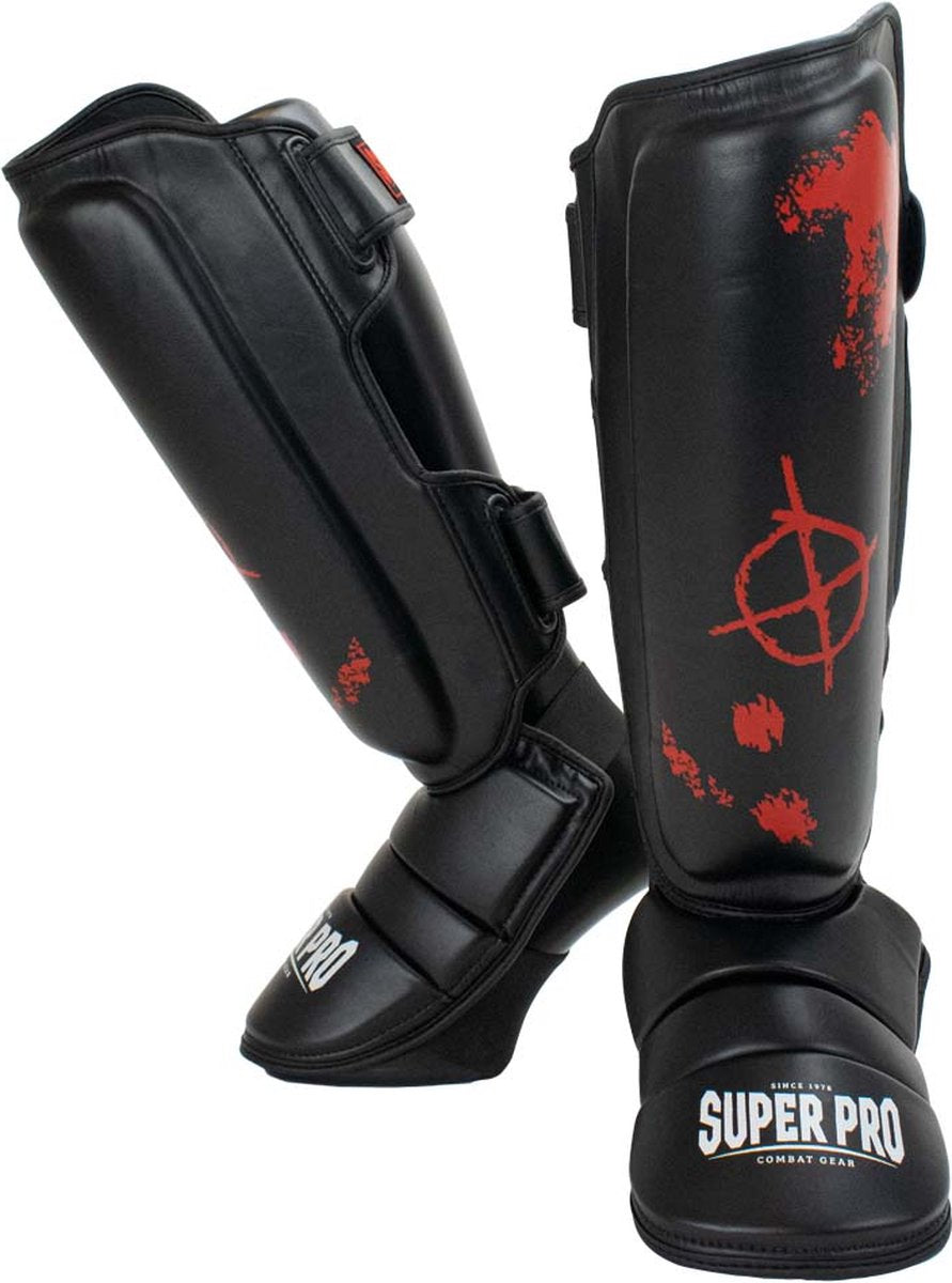 Super Pro Combat Gear Schienbeinschoner Totenkopf extra groß