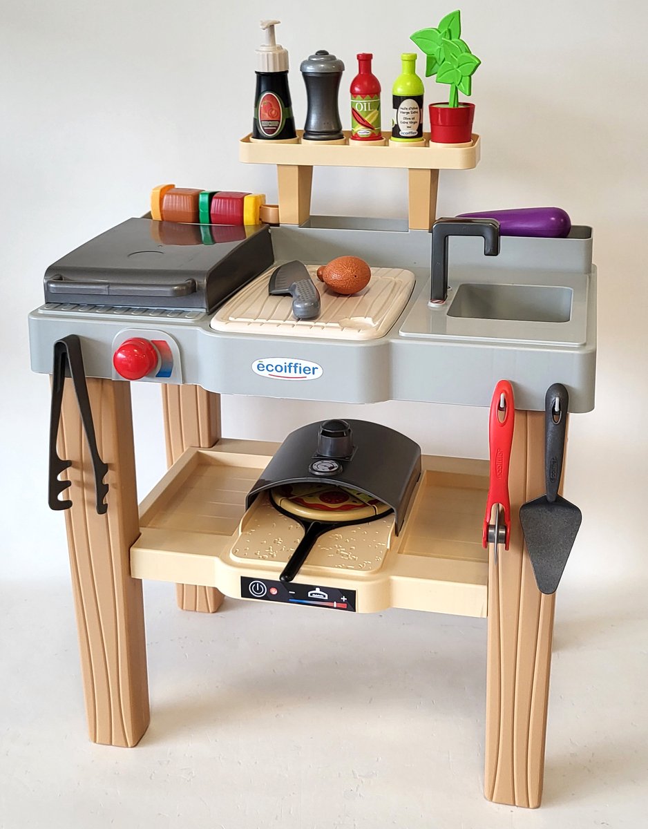 Ecoiffier Sommerküche mit Grill- und Pizzaofen, 27dlg.