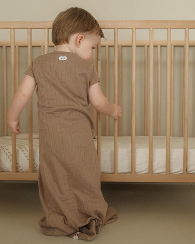 Lodger Hopper – Hydrophiler Schlafsack Baby – Braun – 0,3 Tog – 98 cm – Bio-Baumwolle – Sommerschlafsack Babyschlafsack