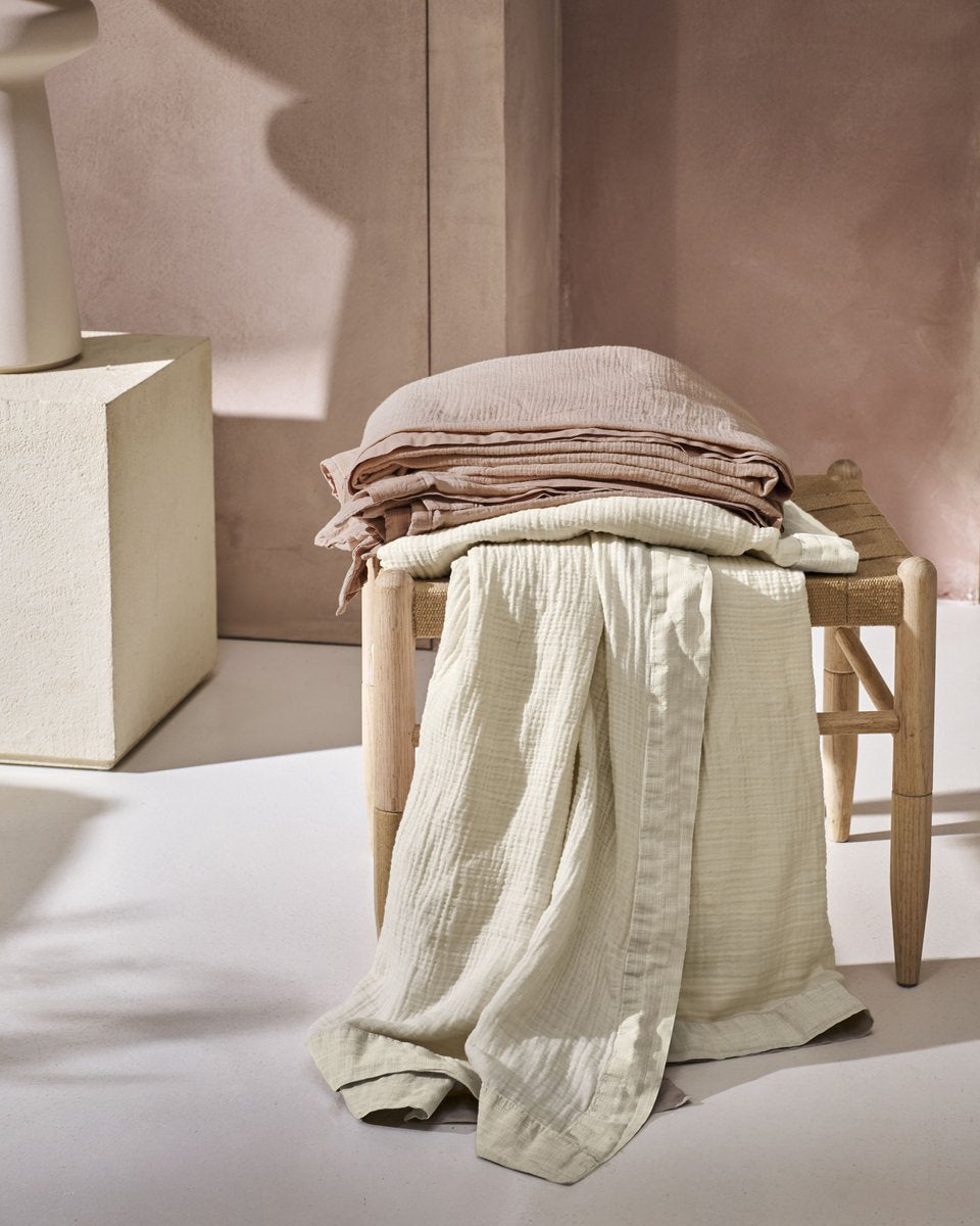 Vtwonen Tagesdecke 260 x 240 cm
