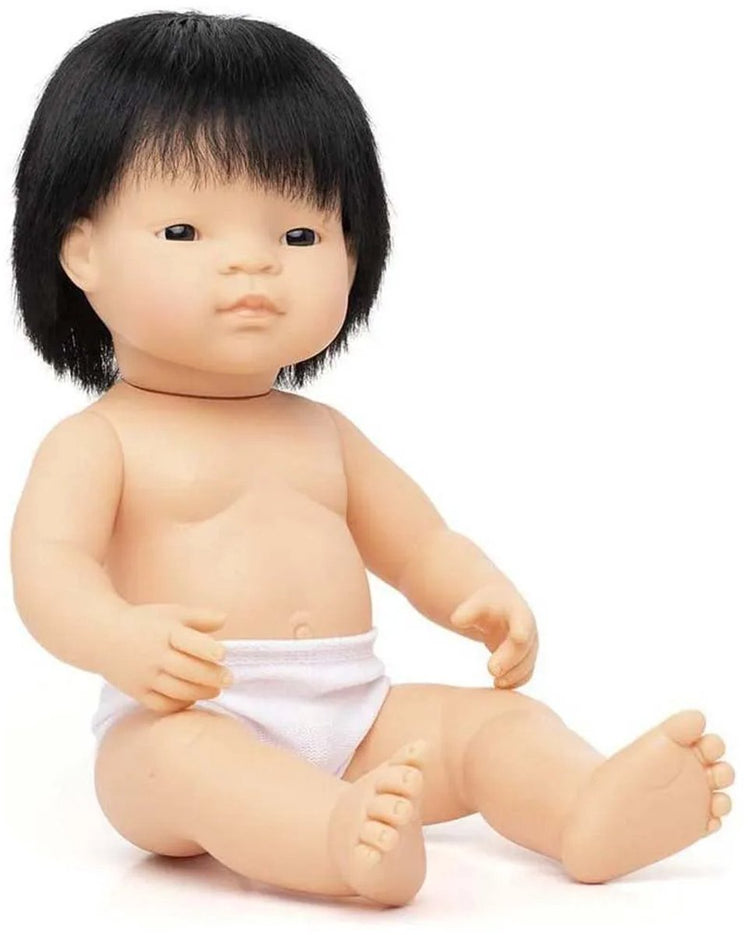 Miniland-Puppe – Asiatische Jungenpuppe 38 cm – mit Vanilleduft – 10 Monate