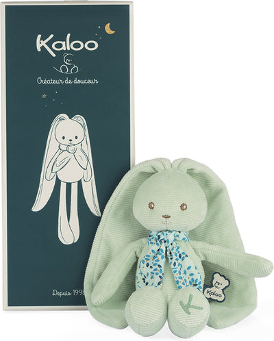 Kaloo lapinoo – Hase Kuscheltier Aqua 25 cm (klein) – dieser fröhliche aquafarbene Hase hat so lange Ohren, dass man ihn überall aufhängen kann und nie wieder verliert – in einer schönen Geschenkbox