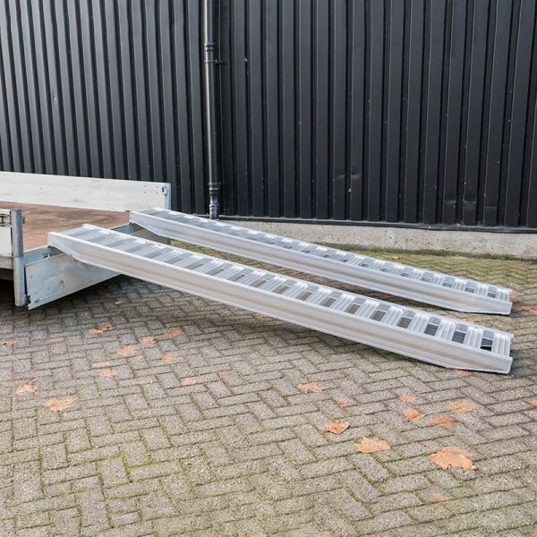 Rampbrettstück 300 cm 2500 kg.