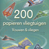Zentrales Bücherhaus mit 200 fliegenden Papierflieger