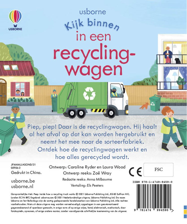 Schauen Sie in einen Recyclingwagen. 3+