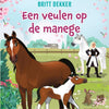 Britt Dekker: ein Fohlen in der Reitschule 7+