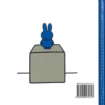 Zentrales Miffy-Buchhaus im Museum