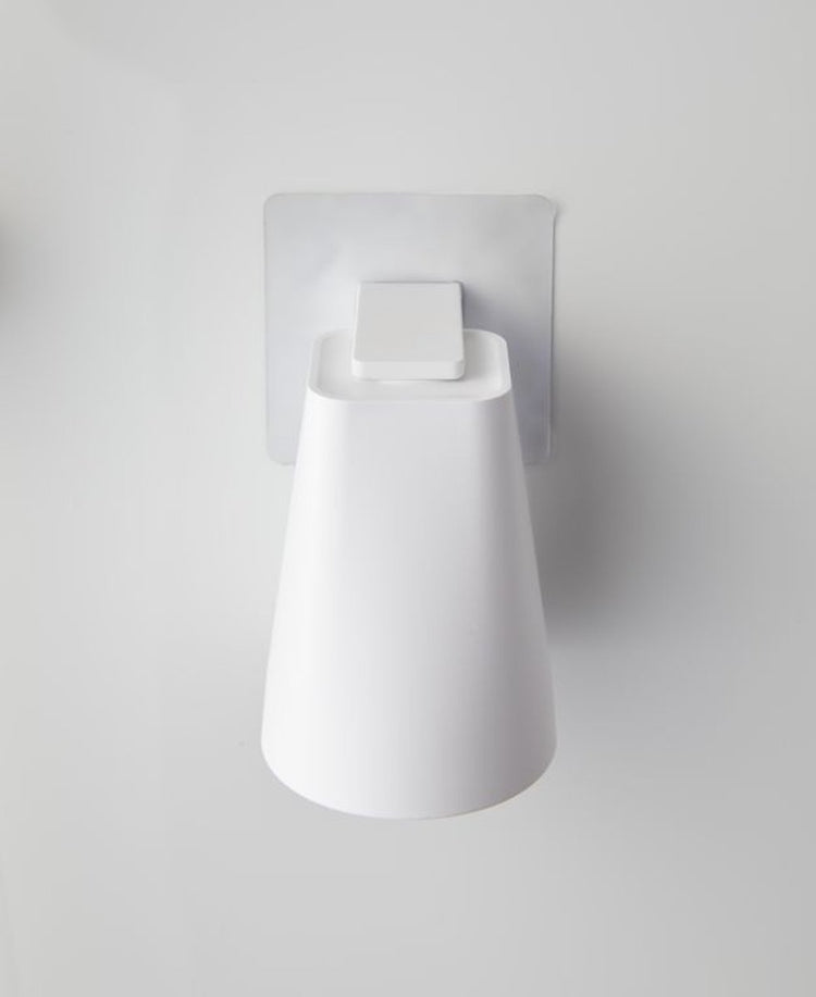Yamazaki selbstklebender Badezimmer-Getränkehalter – Turm – Weiß