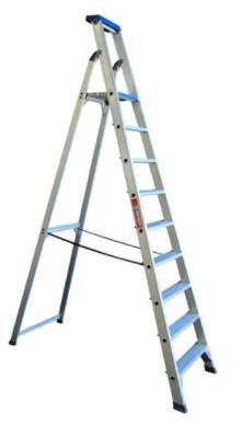 Aufstiegsplattformtreppe BT-9