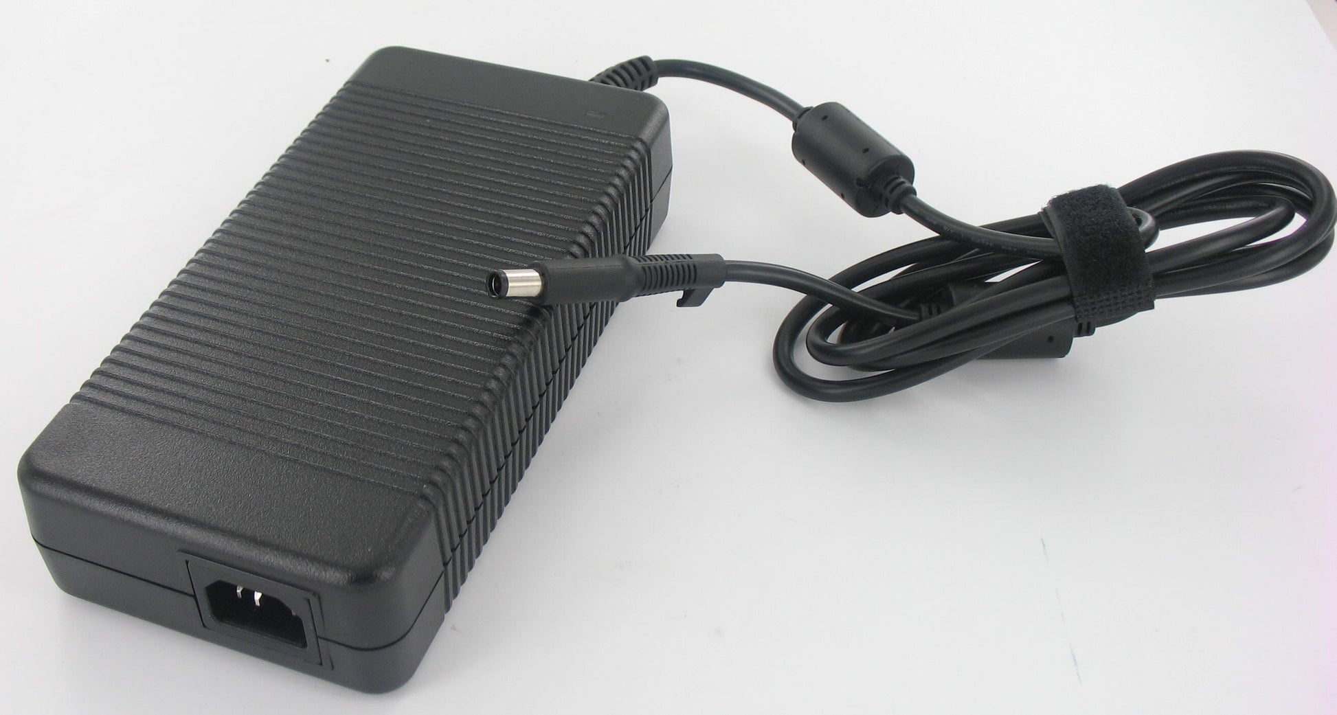 HP -Adapter 230W