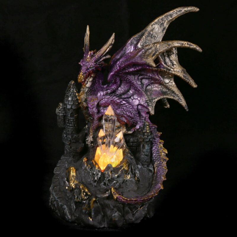 Dark Legends Dragon auf der Burg -LED -Kristall