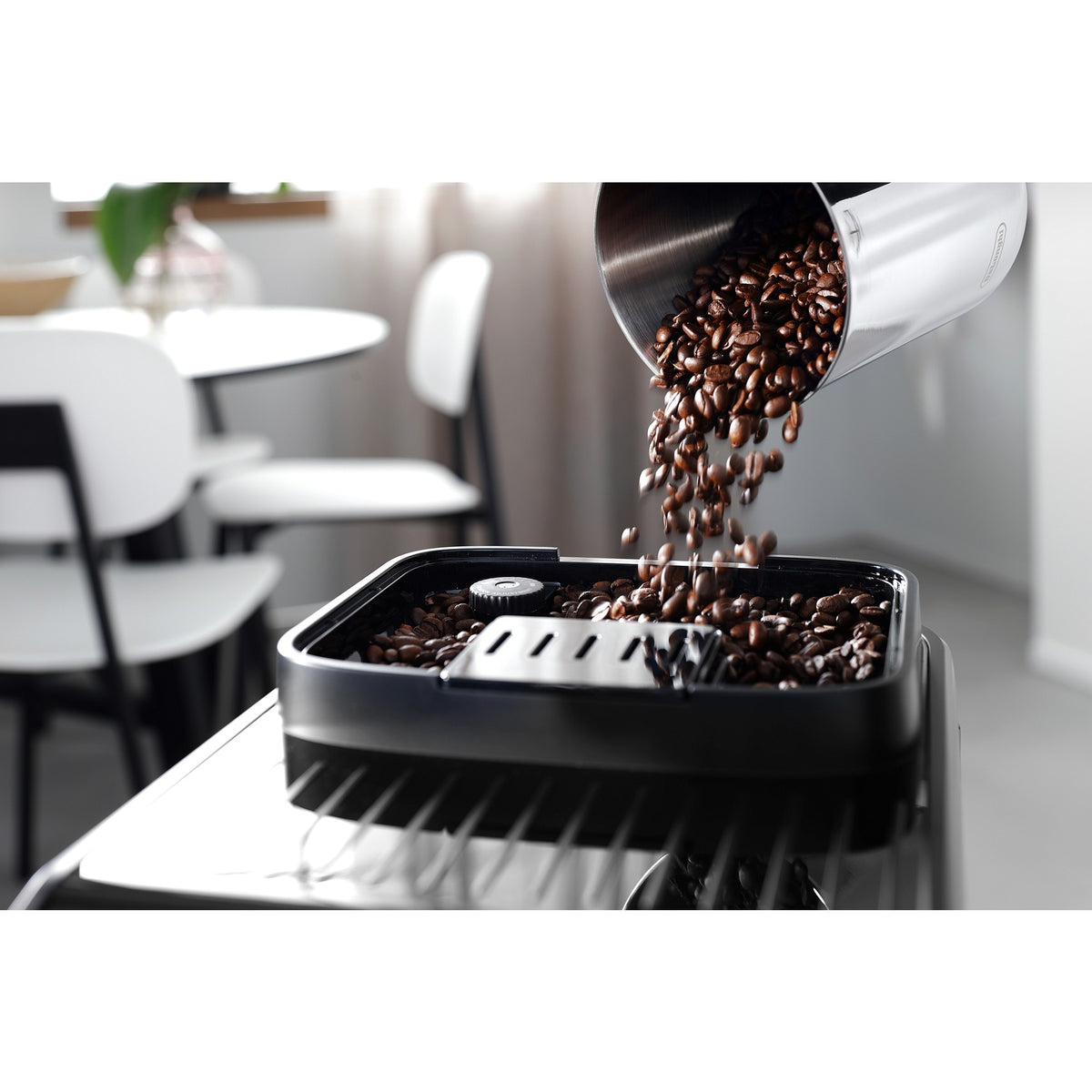 Delonghi Magnifica EVO ECAM290.61.B Espresso -Maschine