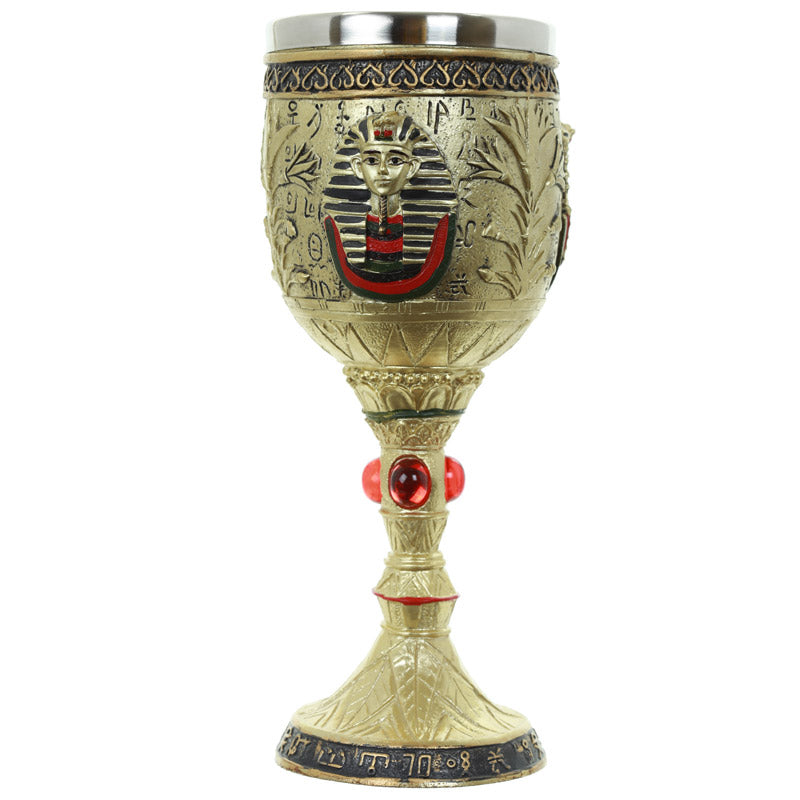 Dekorative goldene ägyptische Kelche