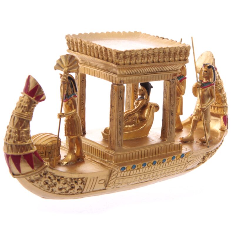 Ägypten - Golden bedecktes Boot