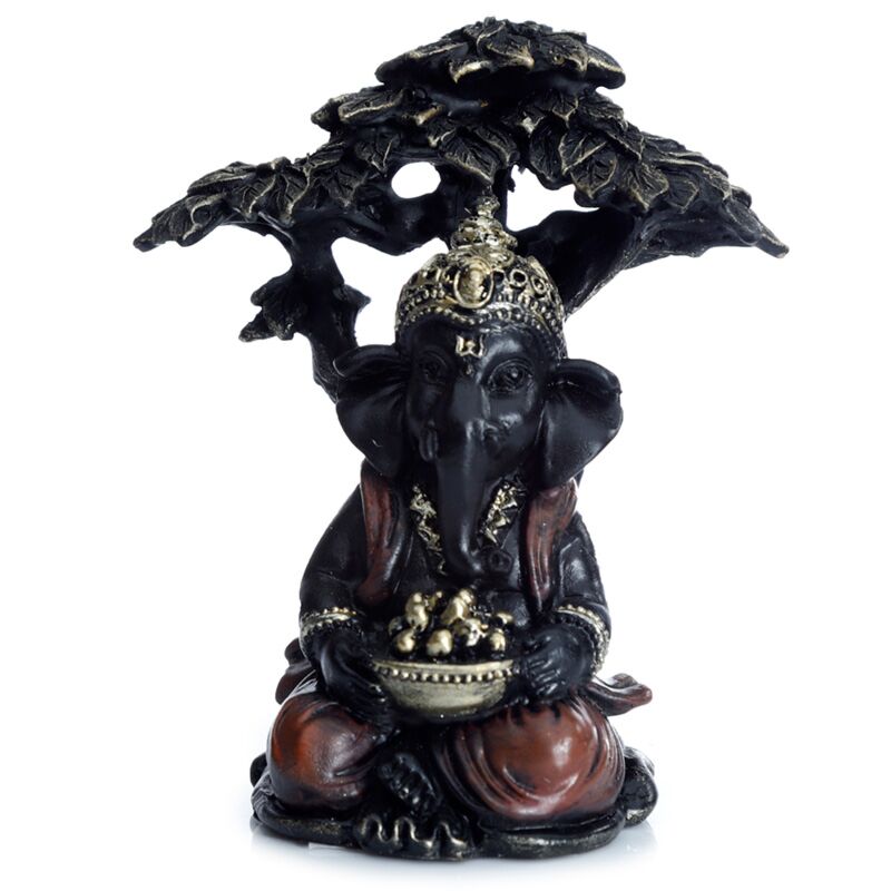 Schwarzes Gold Ganesh sitzt unter Baum