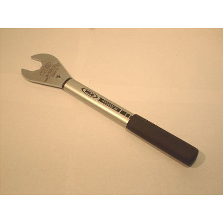 Balnussschlüssel 32mm VAR DR-16200-32