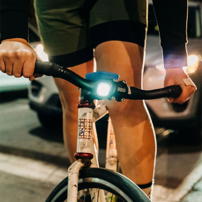 Knog Blinder Mini vorne – quadratisch – schwarz