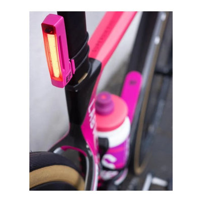 Knog plus hinten begrenzt - z.B. Profi-Radsport rosa