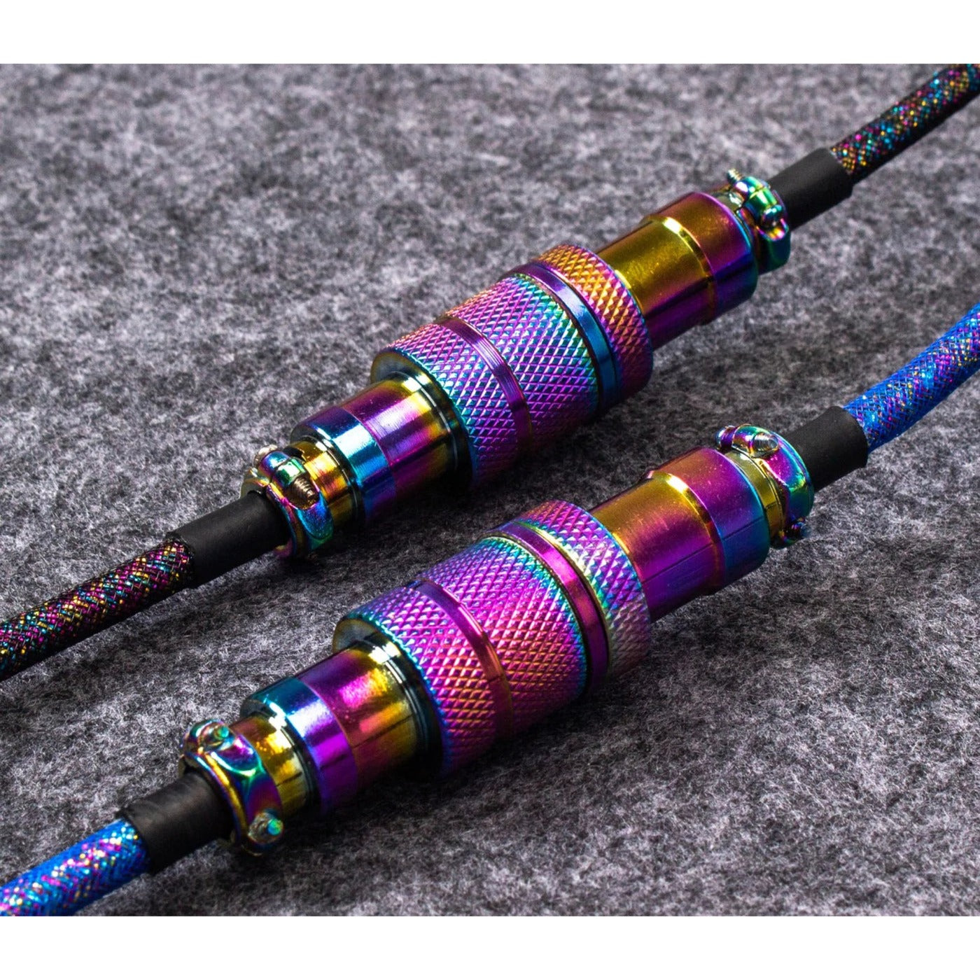 Keychron Premium Aviator Spiralkabel Regenbogen plattiert blau