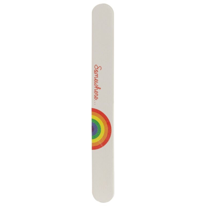 Irgendwo lange Regenbogennagelfeile lange