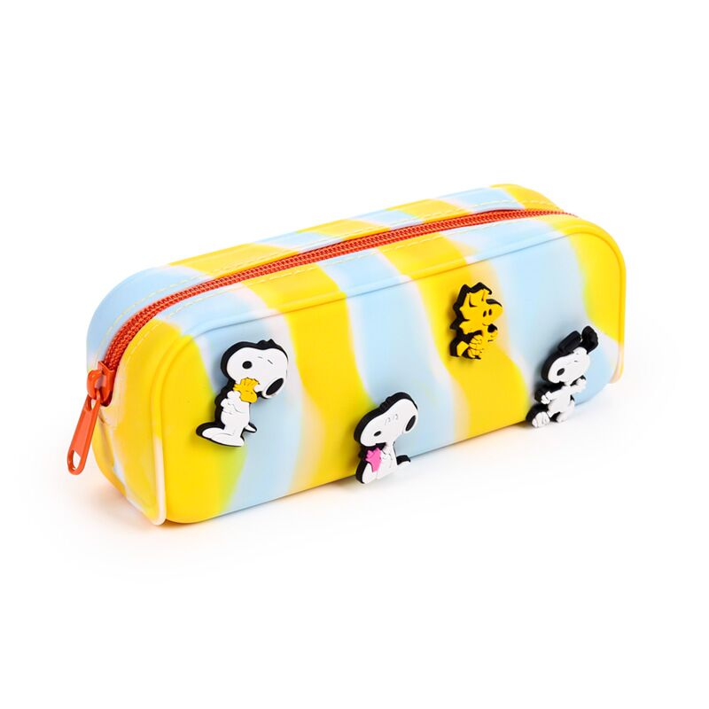 Peanuts snoopy woodstock silicone pencil case
