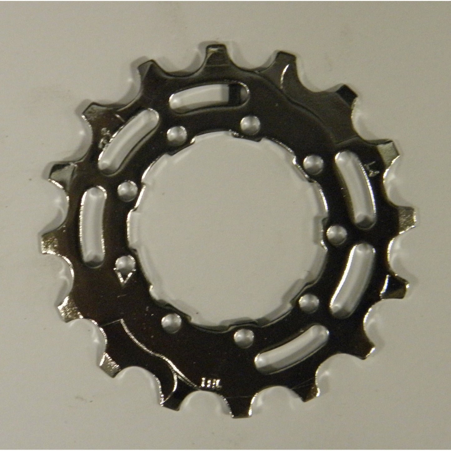 SturmeyArcher - Sa bwr Ritzel aufsteckbar 16t. hsl968