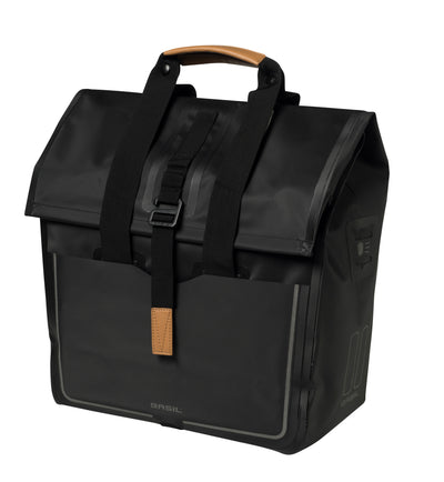 Basil Urban Dry Shopper - wasserdichter Fahrrad-Shopper, Details aus veganem Leder, verstellbarer Verschluss, Reflexion, mattschwarz