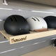 Tausend-Pos-Slatwall-Display (4 Helme)