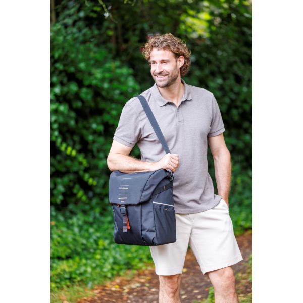 Newlooxs New Looxs Packtasche Vigo Single. New Looxs Single Bag Vigo Single SW Orange