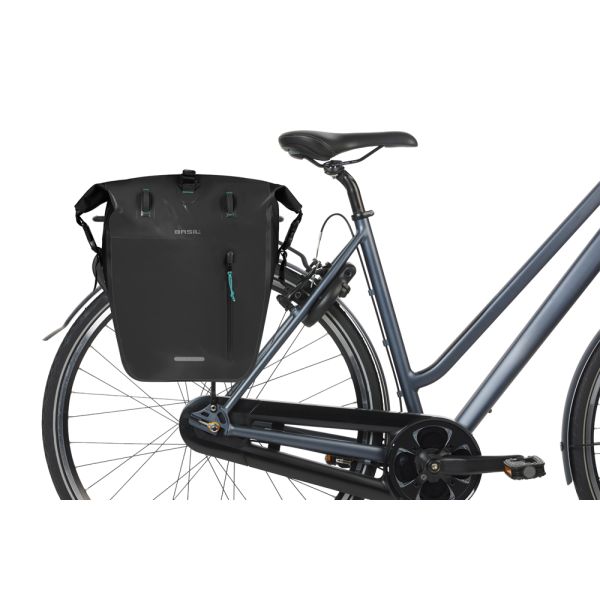Basil Tasche Rivo L Single schwarz | Mikrofonhaken | 15l