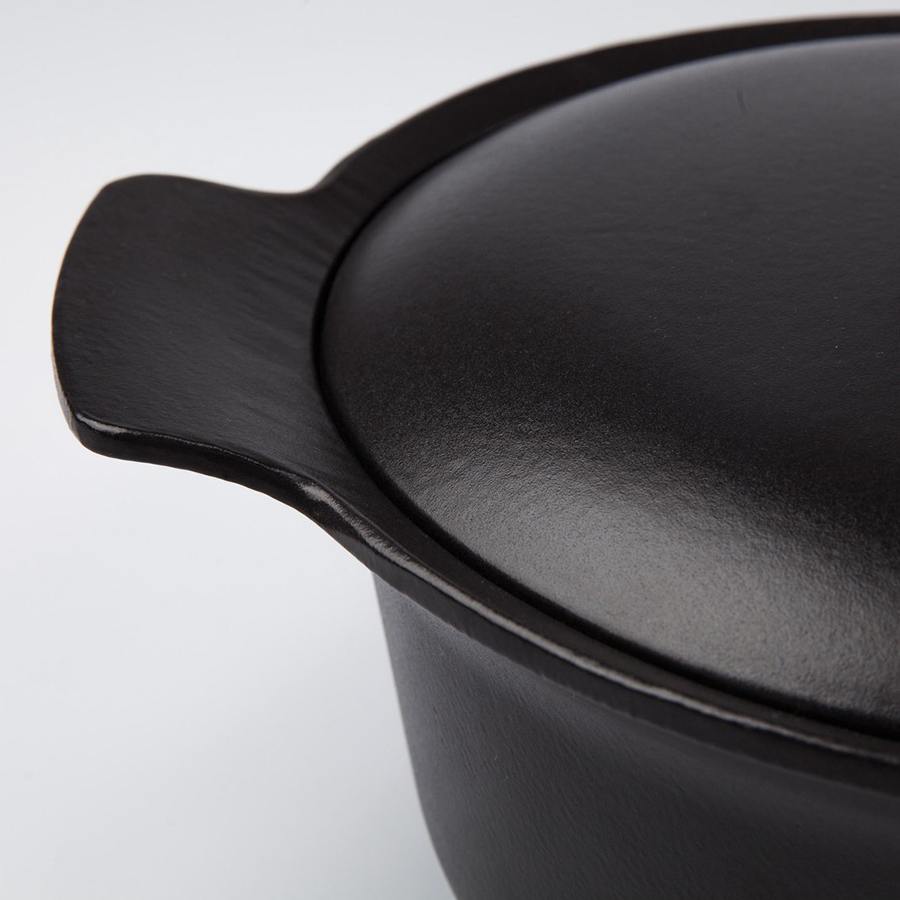 Berghoff Ron ovaler Kochtopf mit Gusseisendeckel schwarz 28x22cm