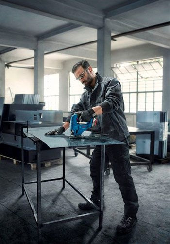 Bosch Blue GST 18V-95 B Akku-Stichsäge | ohne Akku und Ladegerät – 06015b7001