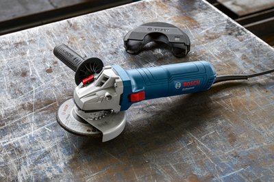 Bosch Blue GWS 12-125 Winkelschleifer | inkl. Gehäuse und Diamantscheibe - 06013a6102