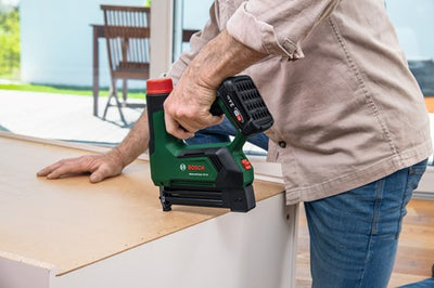 Bosch Green AdvancedTacker 18V-25 Akku-Nagler | inkl. Distanz- und Drahtführung | ohne Akku und Ladegerät - 06032a7100
