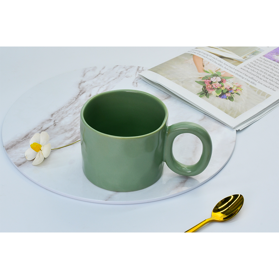 Cark Becher matt mintgrün 380ml ø10x8cm