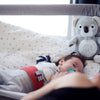 Chipolino Plüsch Babyprojektor kuschelige Giraffe mit Musiklicht